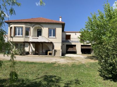 MAISON T8