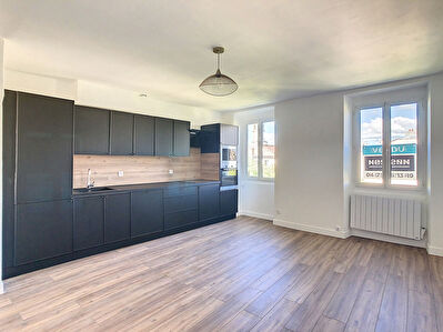Appartement duplex T3 67m2 - MONTELIMAR