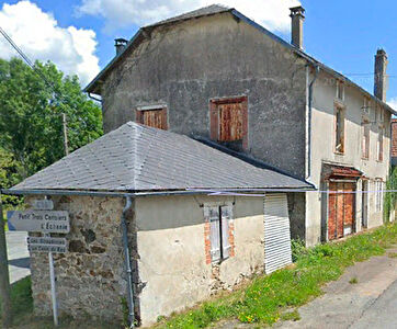 A vendre a Mialet: ancien bar, restaurant, salle et habitation sur un terrain de 2156m2 - 5 pieces -100 m2