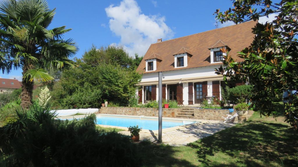 Maison St Raphael (Dordogne) 6 pieces 162 m2