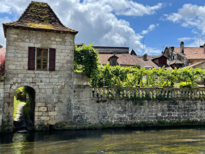 Superbe demeure au coeur de Brantome en Perigord