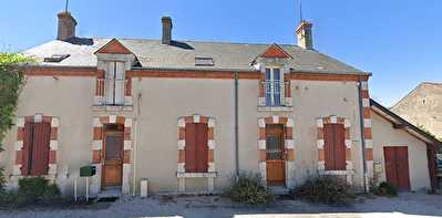 Maison 1900 JOUY-LE-POTIER 118 m2, terrain de 1775 m2