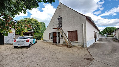 Maison a renover 135 m2 + grenier amenageable 73 m2 +++ OLIVET, terrain 760 m2