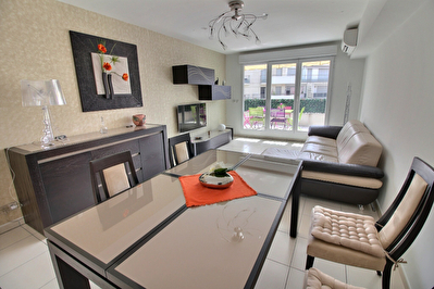 Antibes centre ville : Appartement Antibes 3 pieces +parking privatifs