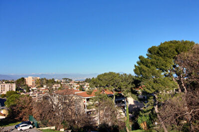 Antibes - 3 pieces - 68m2 - Rabiac