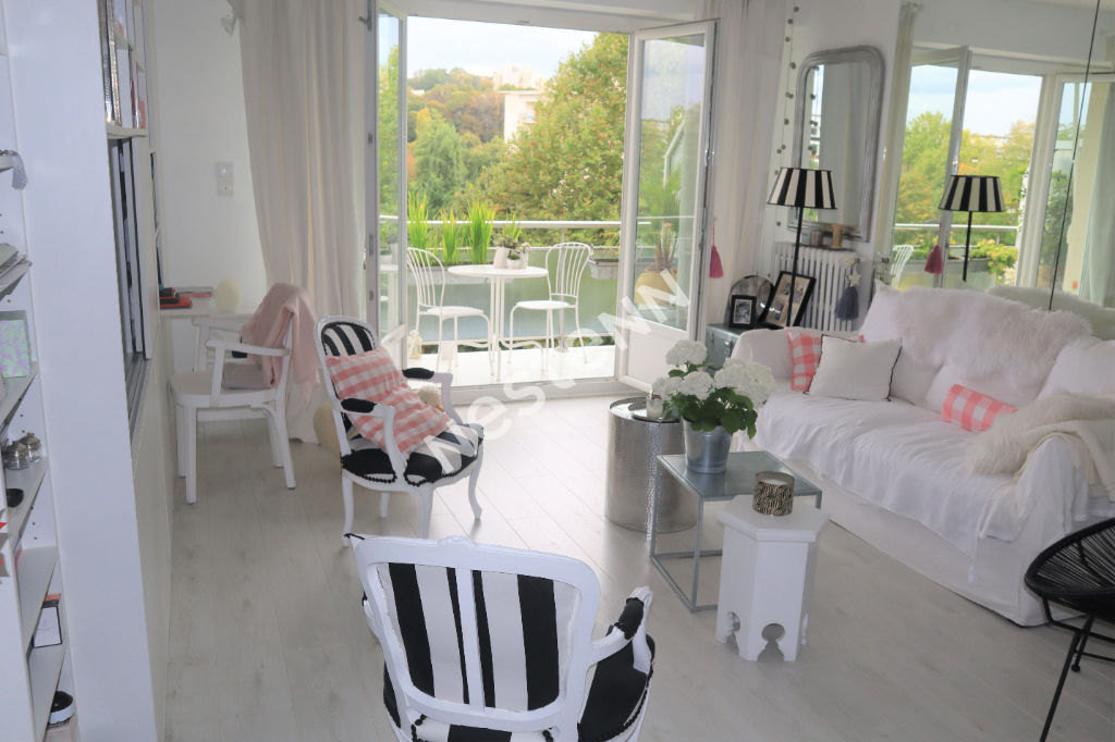 Appartement Ville D Avray 2 pieces 51 m2