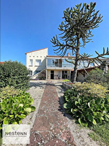 Maison Saintes 7 pieces 138 m2