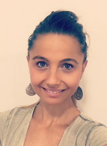 Julie Aramo - Responsable Commercial à Trets Julie Aramo - Responsable Commercial à Trets