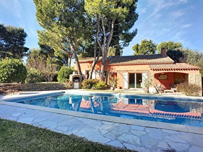 Maison Aubagne 6 pieces 180 m2