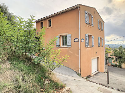 Maison Pourrieres 4 pieces 90 m2