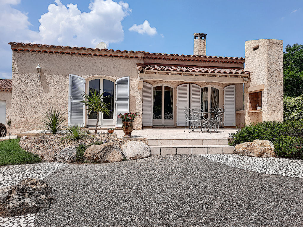 Maison Saint Zacharie 4 pieces 149