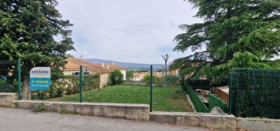 Terrain 215 m2