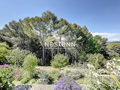 Pertuades - Villa 6P + Studio independant - 180m2 - Terrain 3400m2 - Vue Montagne/Foret