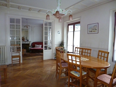 Maison Crosne 9 pieces 212.64 m2