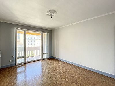 Appartement Lyon 3eme 3 pieces proche part-dieu avec cave