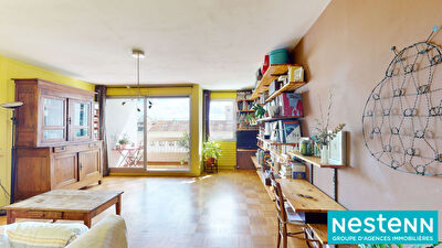 Appartement type 4, 3 chambres, balcon, garage, traversant, sans vis a vis et etage eleve