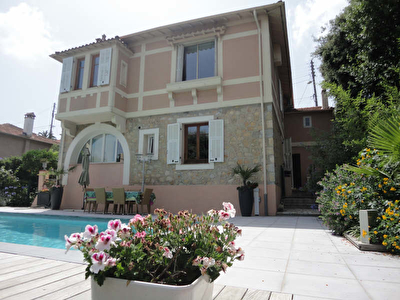 MAISON Nicoise ANTIBES - 6 pieces - 170 m2