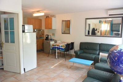 Appartement Antibes 2 pieces 43.17 m2, Cap d'Antibes, Jardin de 44m2 + Parking privatif + proche plage!!!