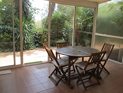 Antibes Appartement 2 pieces en rez-de-jardin + garage