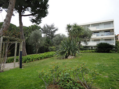 Appartement Antibes 2 pieces 52 m2 cap d'ANTIBES