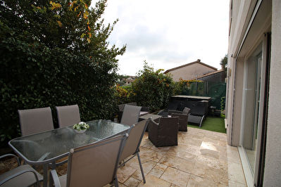 Appartement Vallauris 3 pieces 78 m2 dernier etage+ terrasse