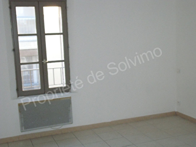 APT, STUDIO LOUE DE 21 M2