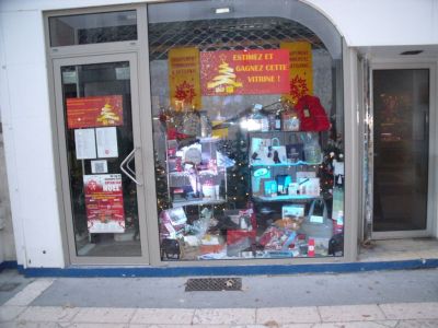 APT, LOCAUX COMMERCIAUX OU PROFESSIONNELS