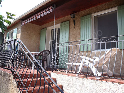 GARGAS, VILLA DE PLAIN-PIED DE 3 P