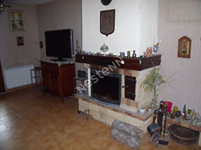 APT, VILLA DE PLAIN-PIED DE 6 P