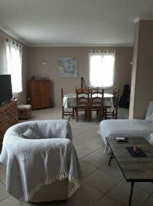 APT, VILLA DE PLAIN-PIED DE 4 PIECES