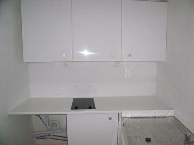 APT, STUDIO DE 27.34 M2 EN BAIL VIDE