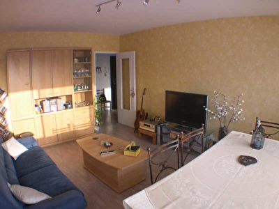 APPARTEMENT VILLENEUVE LES AVIGNON - 2 pieces - 59 m2