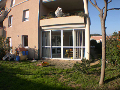 APPARTEMENT LES ANGLES - 4 pieces - 75 m2