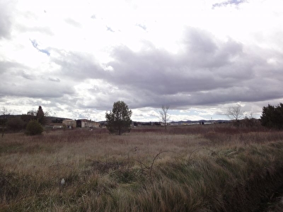 TERRAIN CONSTRUCTIBLE 700 M2