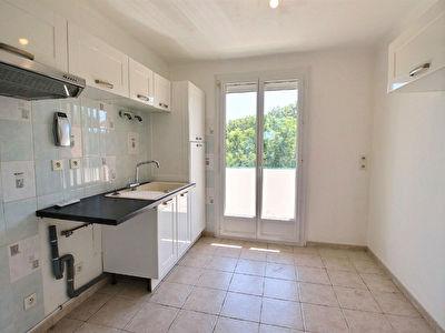 Appartement Avignon T3 entierement renove