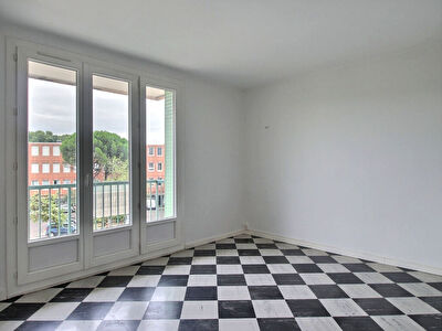 Appartement Avignon T3 avec balcon, cave et garage