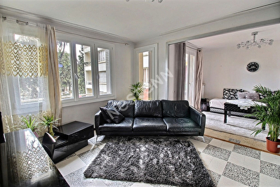 Appartement 3 chambres dans residence securisee