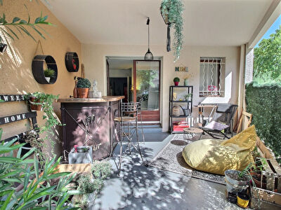 Appartement Avignon T3 tres proche remparts