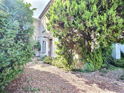 Maison Avignon 6 pieces 4 chambres 1 bureau et jardin
