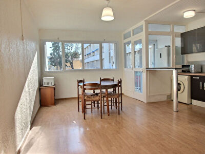 Appartement Avignon 1 piece 35 m2