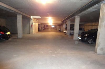 PARKING EN SOUS-SOL AVON - 0 m2