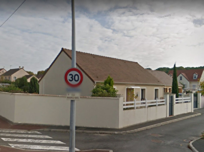 Charmante maison de 93 m2 de plaint pied sur un terrain de 675 m2