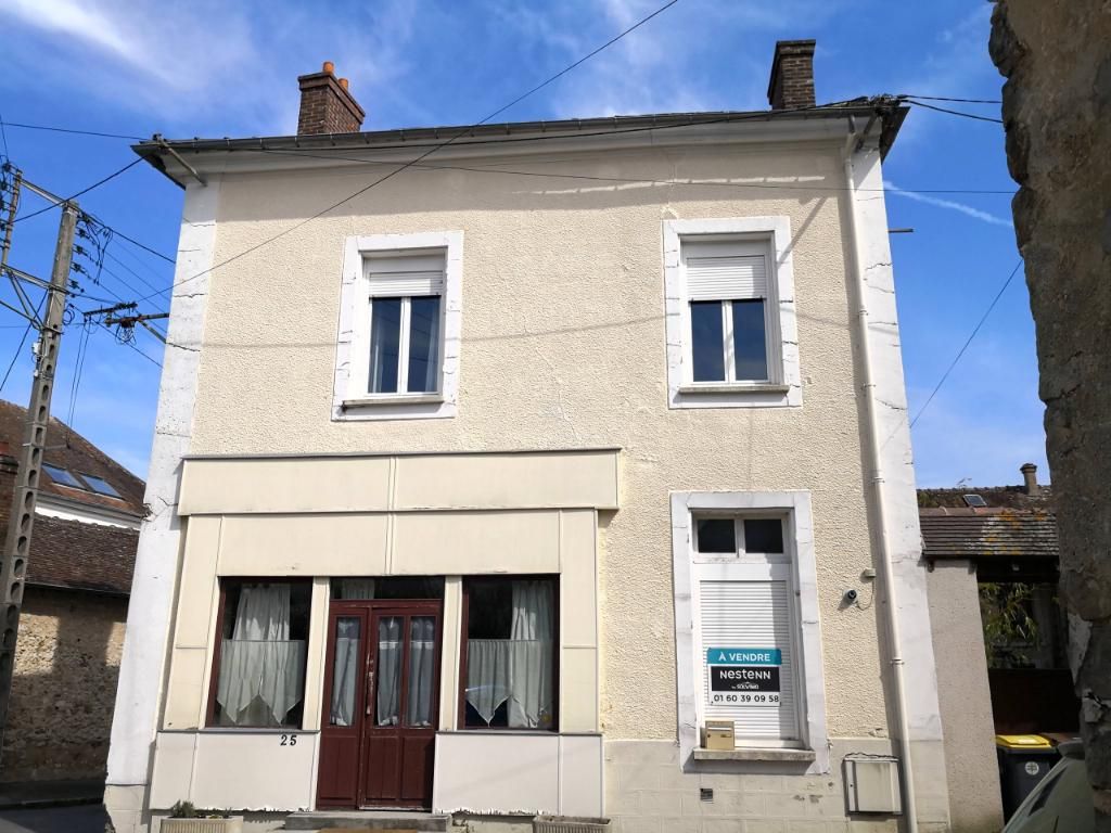Nestenn Avon Vend Cette Maison Atypique De 8 Pieces Pour 191m2 A Thomery