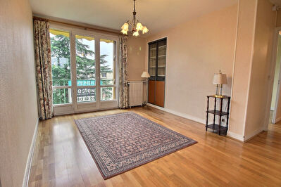 Vente Appartement a AVON de 5 pieces et d'une surface de 75.1 m2