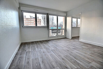 Appartement 4 pieces AVON GARE a pied