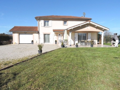 VILLA RECENTE 5 Chs + GGE - PROCHE 69220 BELLEVILLE