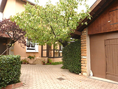 Maison + Appartement de Type 1 - 69400 VILLEFRANCHE