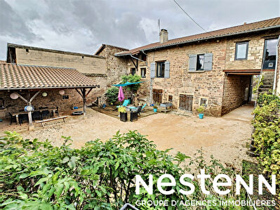 Maison en Pierre 3 Chs + Bureau + Type 2 - 71570 SAINT AMOUR BELLEVUE