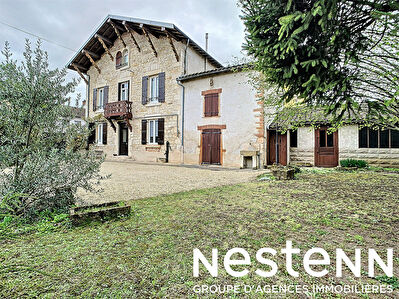 Maison en Pierre 4 Chs + Dependances et terrain - 71850 CHARNAY LES MACONS