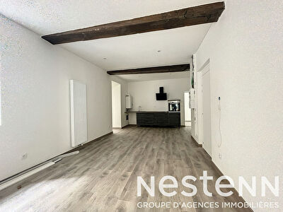 Appartement refait a neuf, Centre ville, 2 chambres, proche toutes commodites